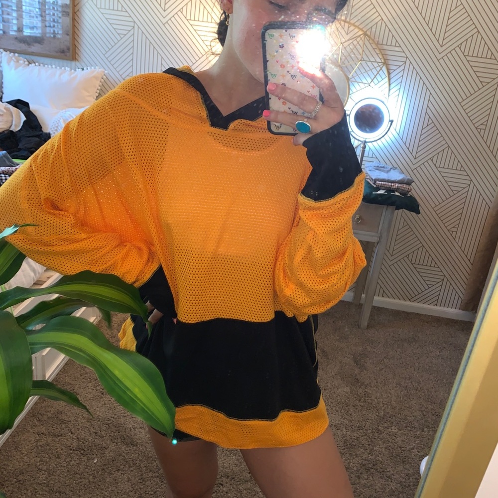 LF Jersey Style Top💛